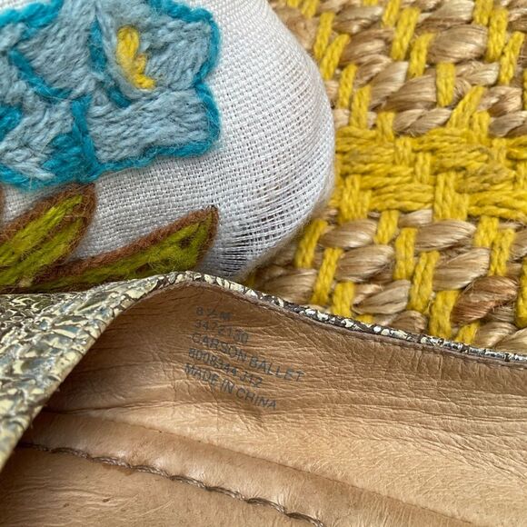 FRYE Carson Crackled Metallic Silver Ballet Flat Size 8.5 - Picture 5 of 6